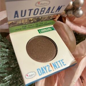 NEW!! Chocolate Shimmer Brown Eyeshadow DAY 2 NITE